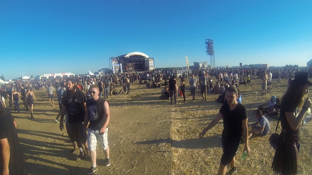 Vue sur la base aérienne du Download Festival 2017