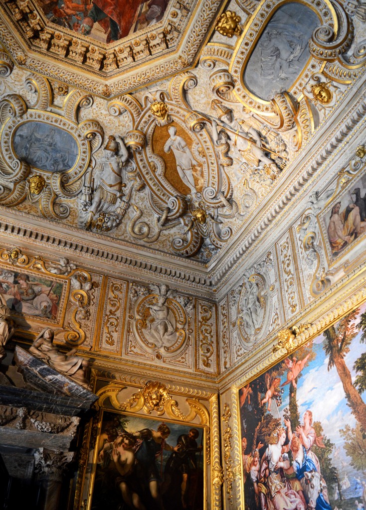 venise palais doges plafond décoration tableaux