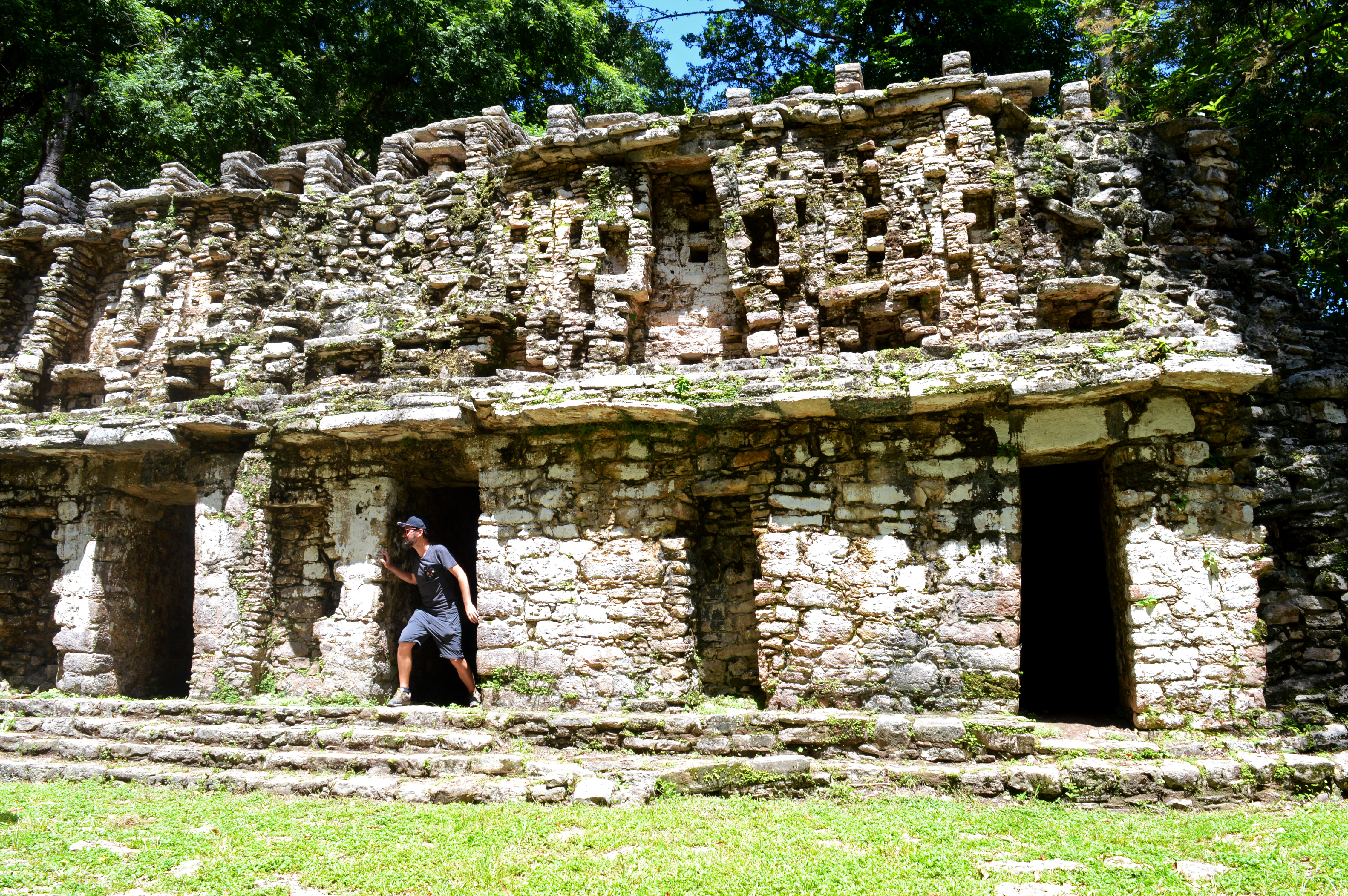 temple ruines de Yaxchilan mexique