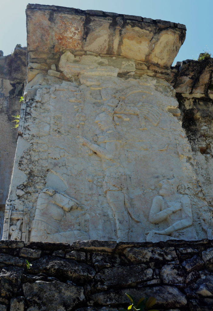 fresque sculptée maya ruines palenque mexique