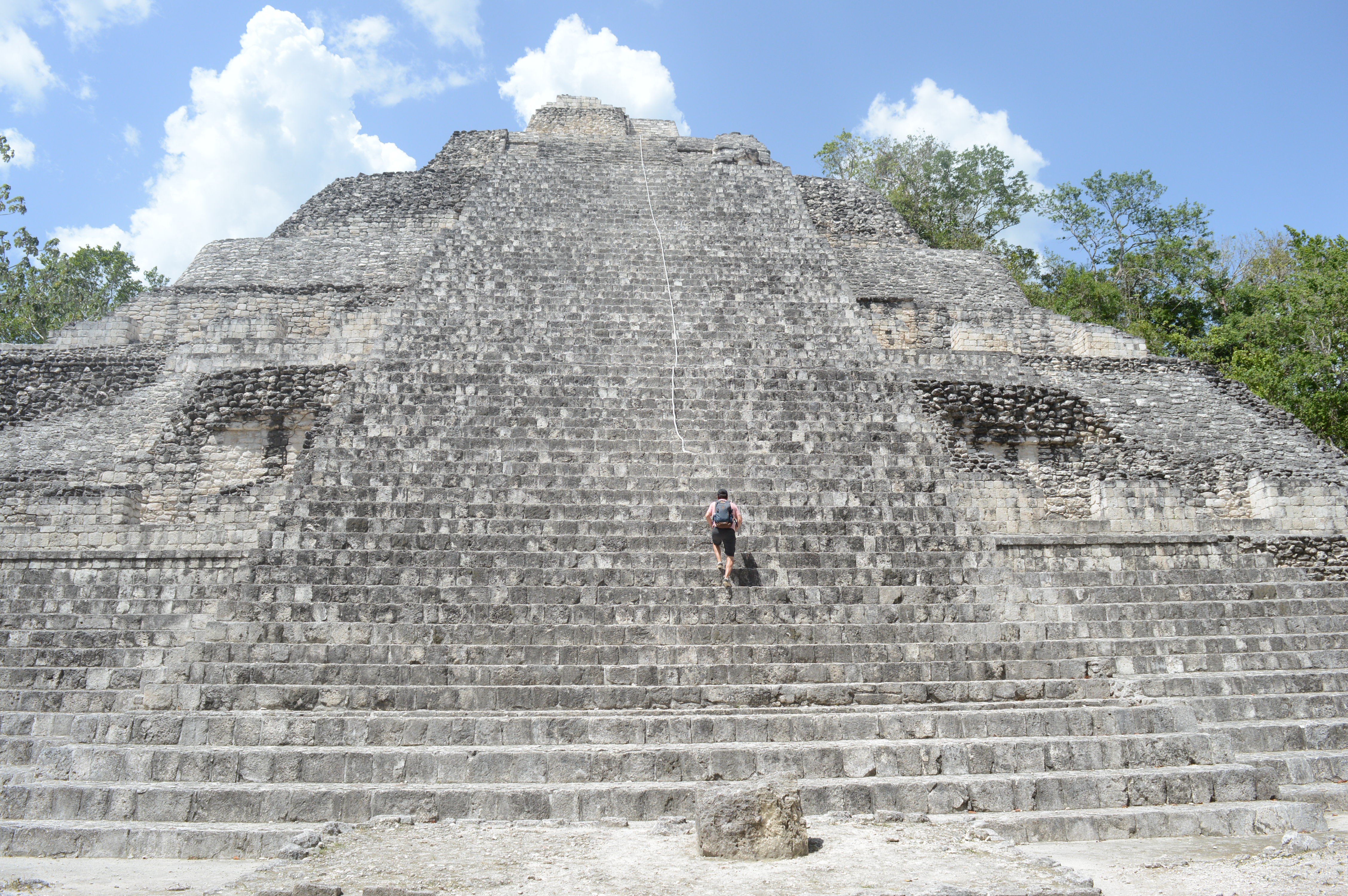 grande pyramide de Becan ruines Mexique