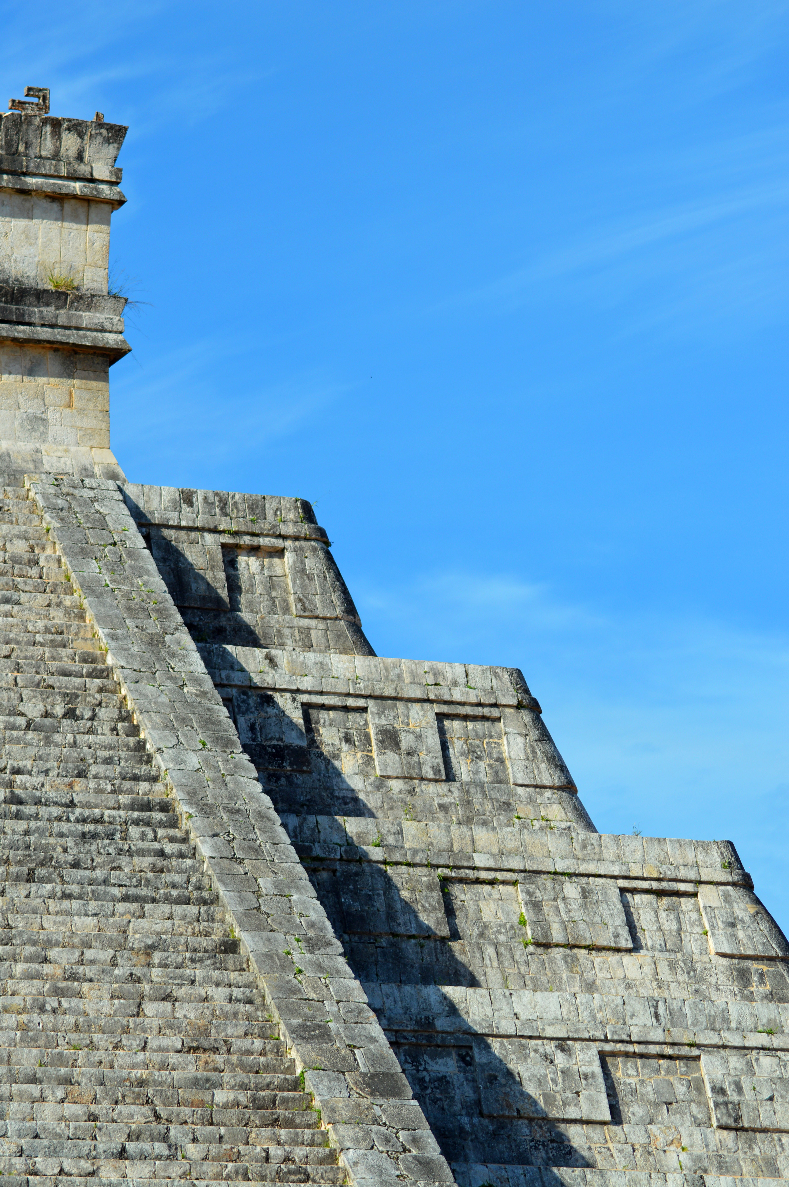 détails el castillo chichen itza ruines mexique