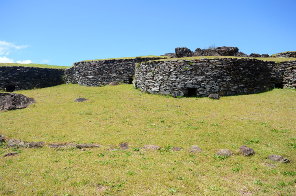 Maisons rondes de Orongo