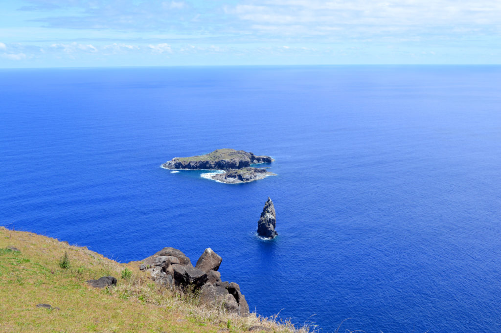 Motu, île / rocher de l'homme oiseau