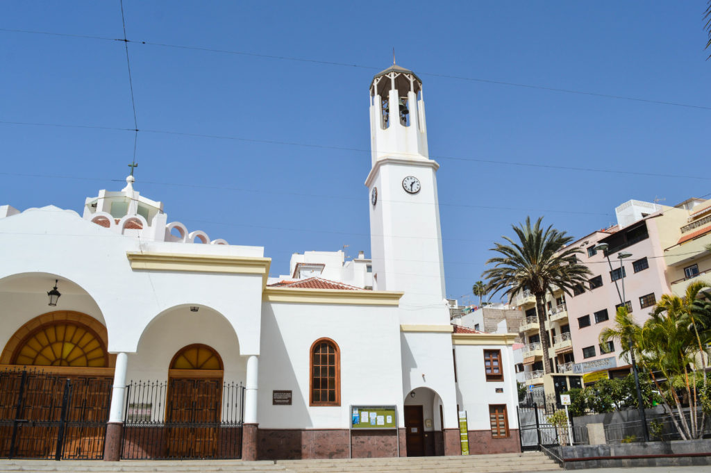 église blanche de los cristianos