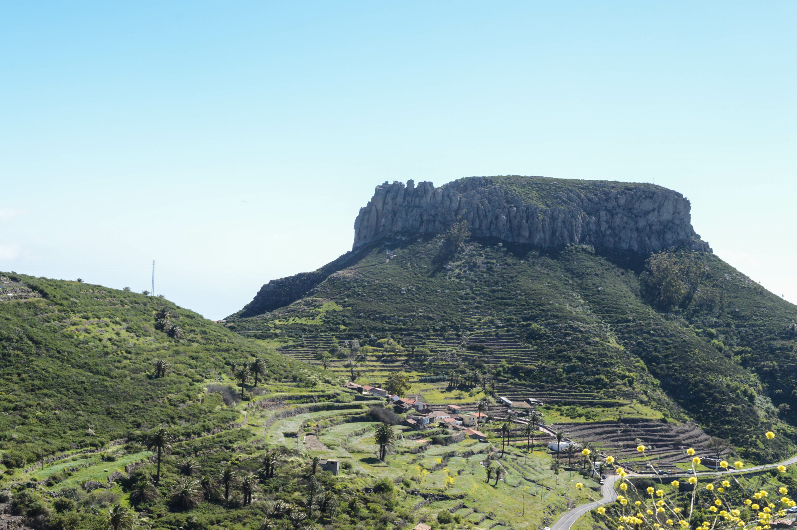 La fortaleza, à la base large et au sommet plat