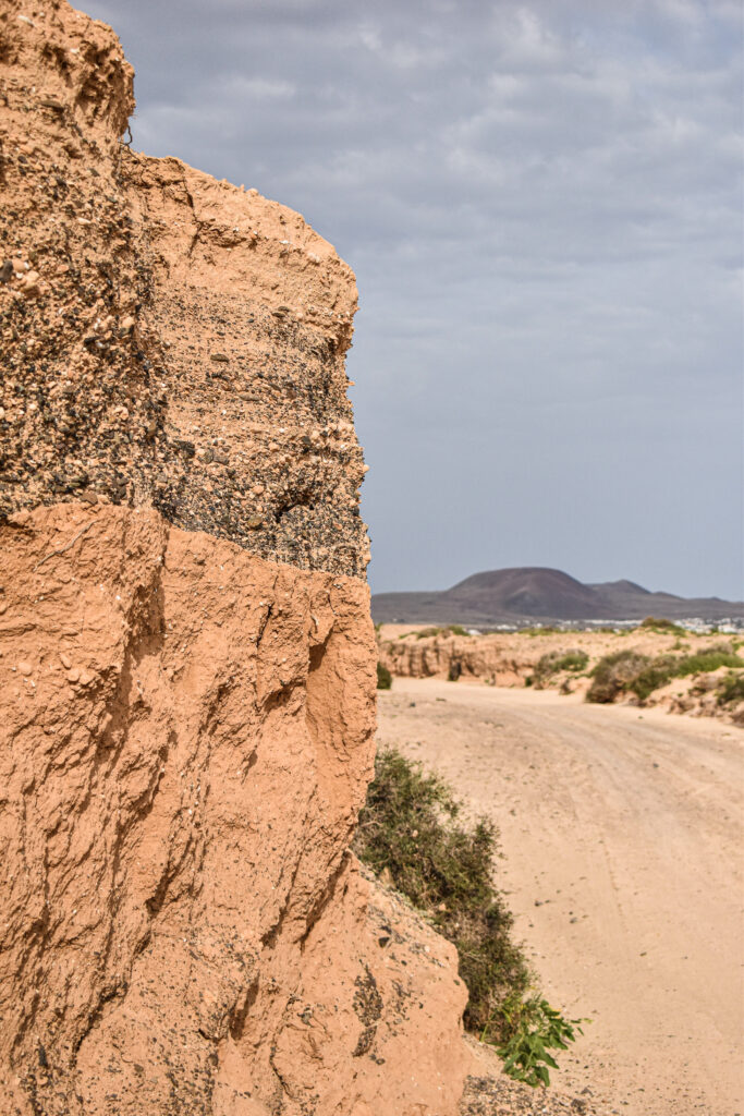 rochers et cailloux route de randonnée à fuerteventura