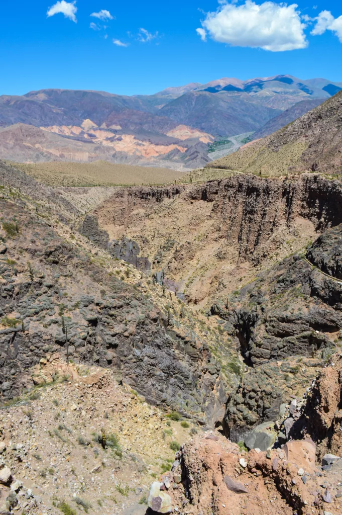 gorges dans les montagnes